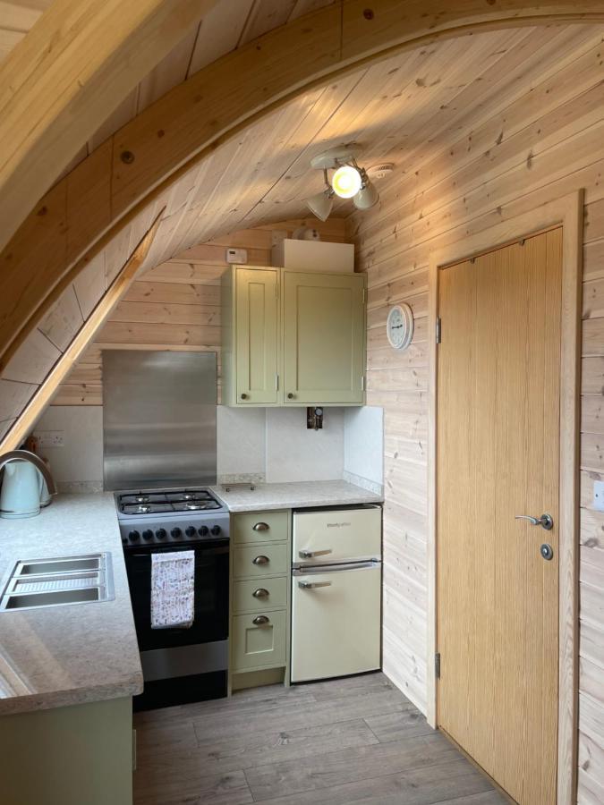 Rabbit Glamping Pod School House Farm Hotel Leighton  Luaran gambar
